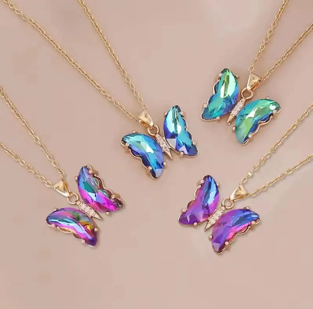 AESTHETIC BUTTERFLY CHARM