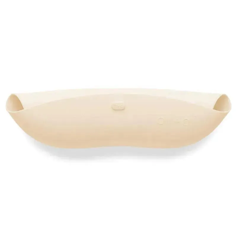 Ali   Oli Silicone Baby Bib Roll Up & Stay Closed (Sand)