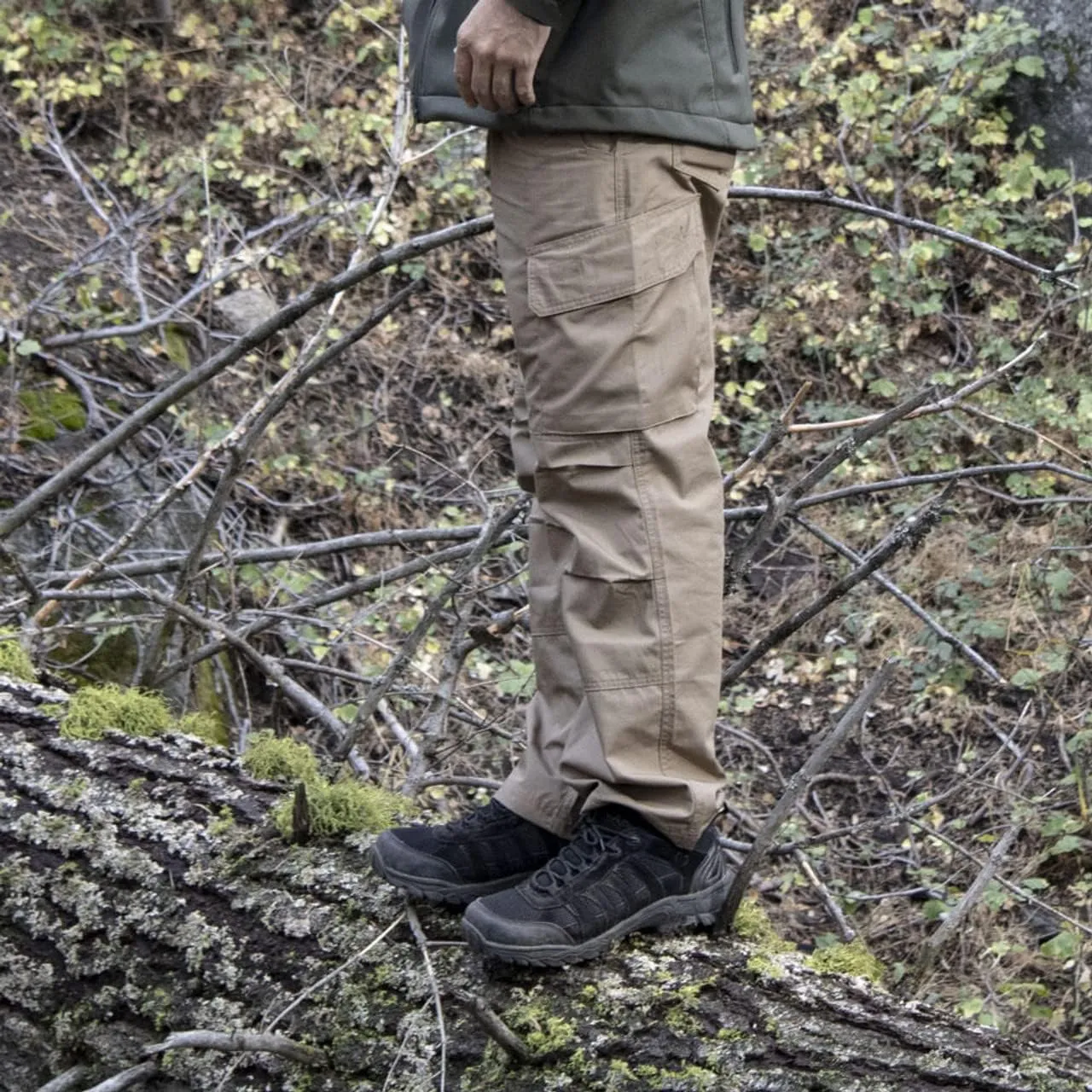 LAPG Men's Urban Ops Tactical Pants, Gusseted Crotch Cargo Pants, Ripstop Work Pants, Water & Stain Resistant Pants for Men