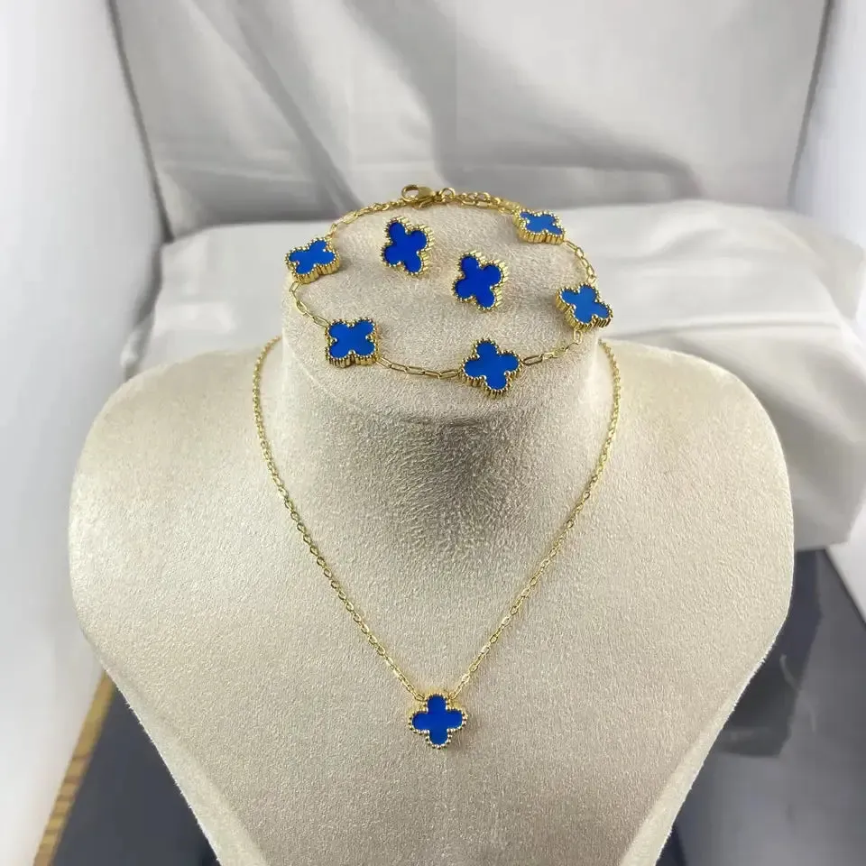 Lucky Clover 3 Piece Jewelry Set