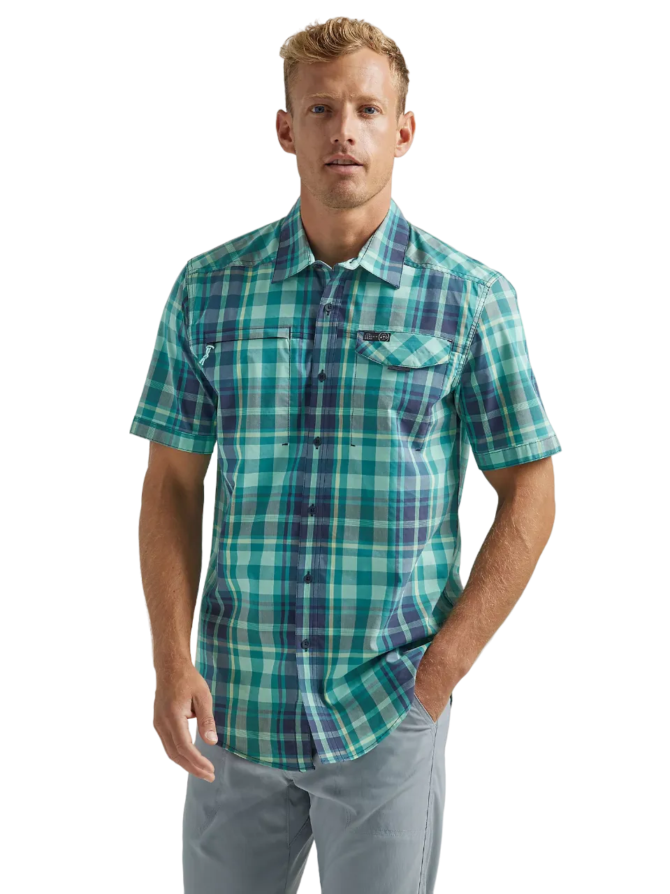 Wrangler Men's Asymetrical Zip Pocket Plaid Shirt