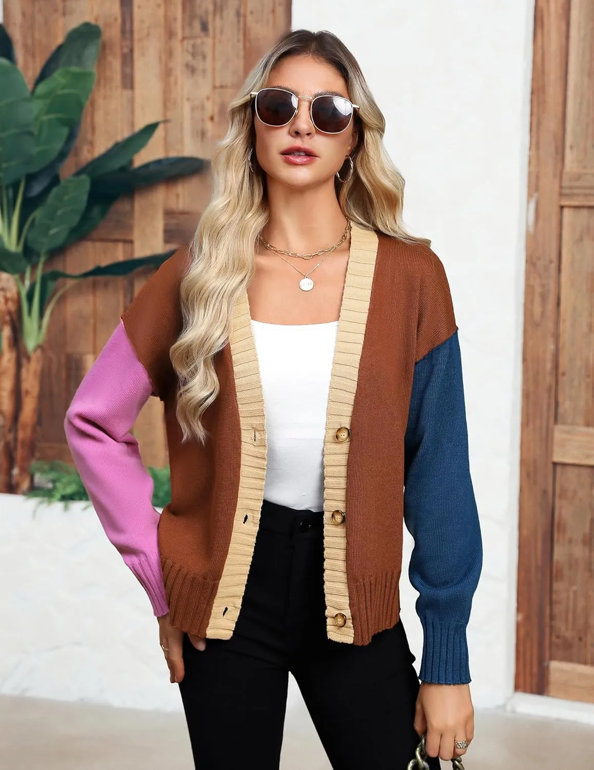 Zeagoo Women's Cropped Cardigan 2025 Fall Button Sweaters V Neck Long Sleeve Cardigans Knit Outwear